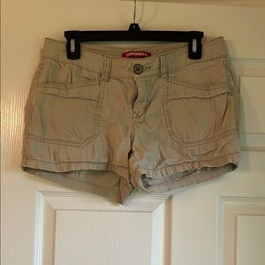 UNIONBAY Tan Cargo Shorts Lightweight Summer Style